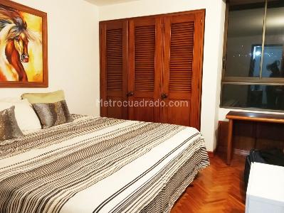 Apartamento de 3 alcobas en arriendo en El Poblado, Medellín, 154 m² · foto 8 de 12