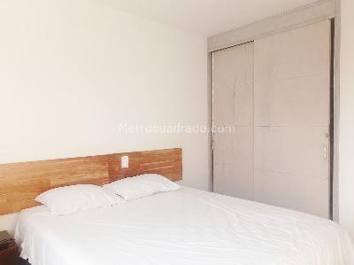 Apartamento de 3 alcobas en arriendo en El Poblado, Medellín, 175 m² · foto 12 de 18