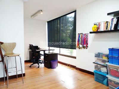 Casa de 3 alcobas en venta en El Poblado, Medellín, 437 m² · foto 11 de 20