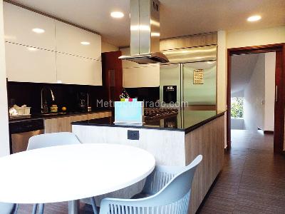 Casa de 3 alcobas en venta en El Poblado, Medellín, 437 m² · foto 6 de 20