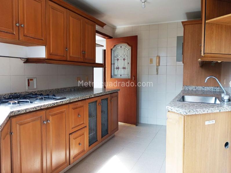 Spacious 4BR Apartment in El Poblado - 5