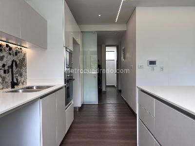 Casa de 3 alcobas en venta en Envigado, Envigado, 237 m² · foto 5 de 20