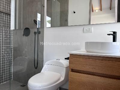 Casa de 3 alcobas en venta en Envigado, Envigado, 237 m² · foto 19 de 20