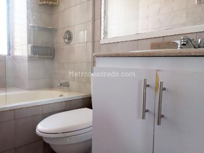 Apartamento de 3 alcobas en arriendo en El Poblado, Medellín, 140 m² · foto 14 de 18