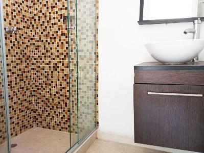 Apartamento de 3 alcobas en arriendo en El Poblado, Medellín, 140 m² · foto 15 de 18