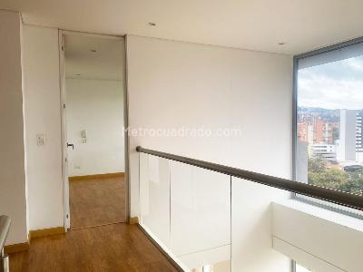 Apartamento de 4 alcobas en venta en El Poblado, Medellín, 123 m² · foto 13 de 16