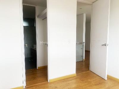 Apartamento de 4 alcobas en venta en El Poblado, Medellín, 123 m² · foto 9 de 16