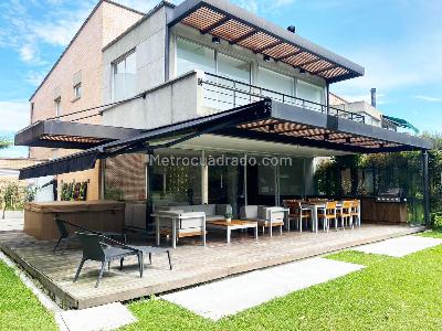Casa de 3 alcobas en venta en Llanogrande, Rionegro, 358 m² · foto 15 de 16