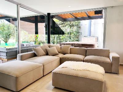 Casa de 3 alcobas en venta en Llanogrande, Rionegro, 358 m² · foto 2 de 16