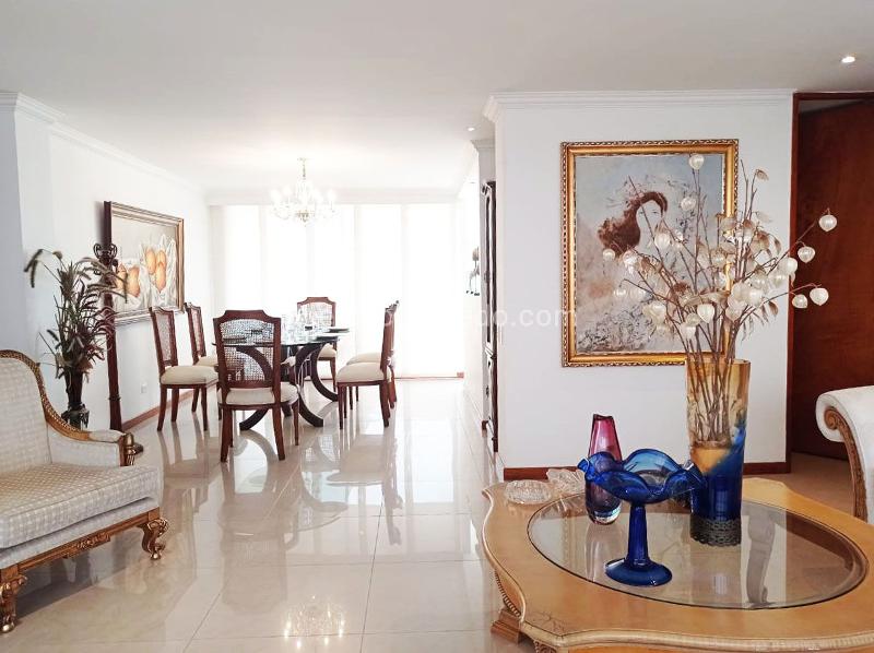 Furnished 3BR Apartment with Gym in El Poblado - 2