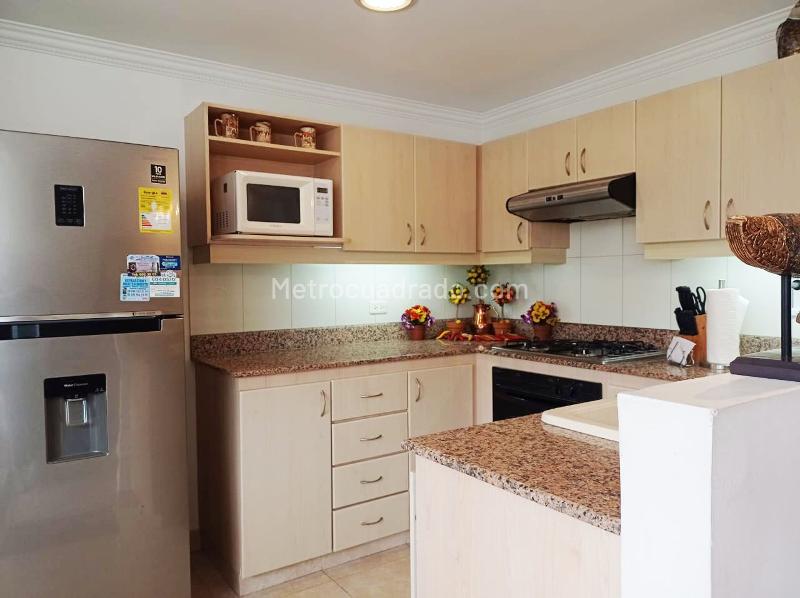 Furnished 3BR Apartment with Gym in El Poblado - 7