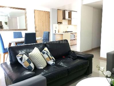 Apartamento de 3 alcobas en venta en El Poblado, Medellín, 110 m² · foto 3 de 14