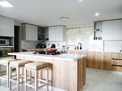 Casa de 4 alcobas en venta en Envigado, Envigado, 450 m² · foto 8 de 20