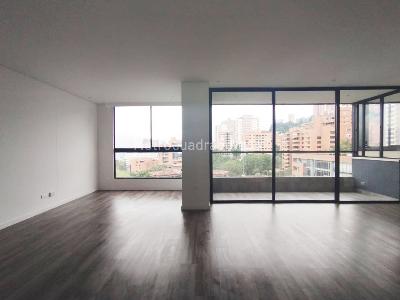 Apartamento de 2 alcobas en venta en Lalinde, Medellín, 109 m² · foto 2 de 13