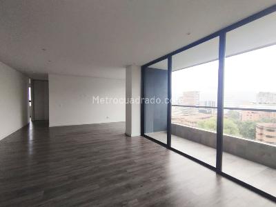 Apartamento de 2 alcobas en venta en Lalinde, Medellín, 109 m² · foto 3 de 13