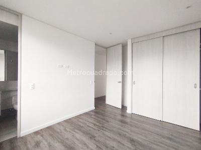 Apartamento de 2 alcobas en venta en Lalinde, Medellín, 109 m² · foto 9 de 13