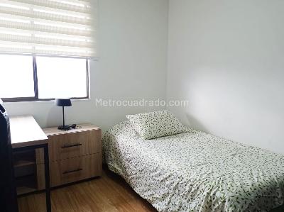 Apartamento de 3 alcobas en venta en El Poblado, Medellín, 80 m² · foto 14 de 18