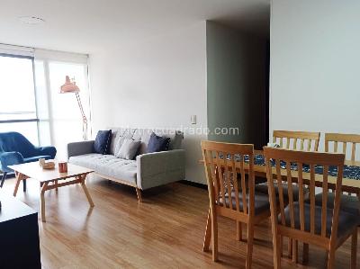 Apartamento de 3 alcobas en venta en El Poblado, Medellín, 80 m² · foto 2 de 18