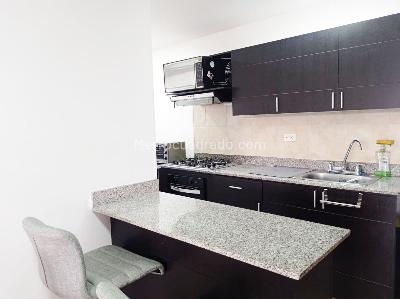 Apartamento de 3 alcobas en venta en El Poblado, Medellín, 80 m² · foto 7 de 18