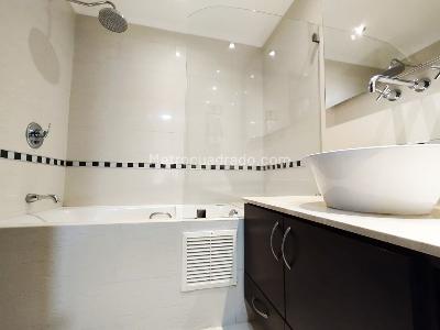 Apartamento de 2 alcobas en arriendo en Lalinde, Medellín, 99 m² · foto 12 de 14