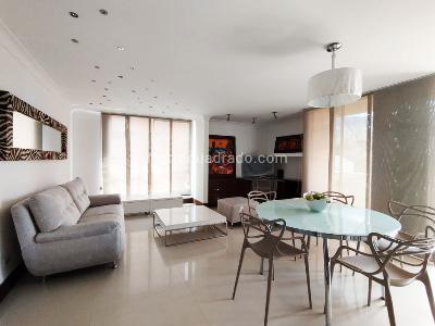 Apartamento de 2 alcobas en arriendo en Lalinde, Medellín, 99 m² · foto 2 de 14