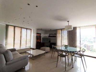 Apartamento de 2 alcobas en arriendo en Lalinde, Medellín, 99 m² · foto 3 de 14