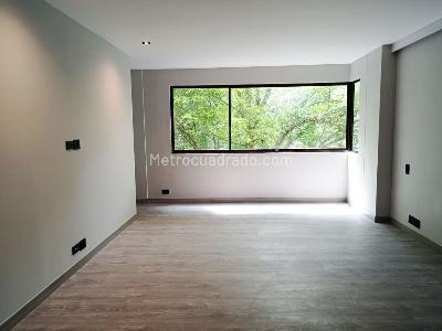 Apartamento de 2 alcobas en venta en El Poblado, Medellín, 153 m² · foto 10 de 19