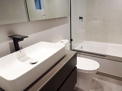 Apartamento de 2 alcobas en venta en El Poblado, Medellín, 153 m² · foto 18 de 19