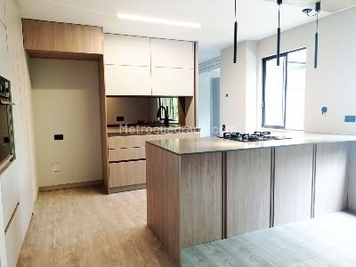 Apartamento de 2 alcobas en venta en El Poblado, Medellín, 153 m² · foto 8 de 19