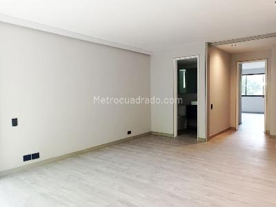 Apartamento de 2 alcobas en venta en El Poblado, Medellín, 153 m² · foto 9 de 19