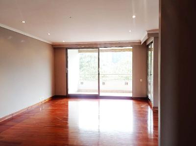 Apartamento en venta en El Poblado, Medellín · foto 2 de 20