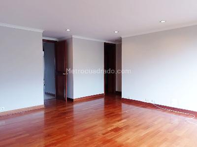 Apartamento en venta en El Poblado, Medellín · foto 8 de 20