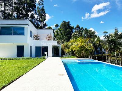 Casa de 4 alcobas en venta en Rionegro, Rionegro, 530 m² · foto 17 de 18