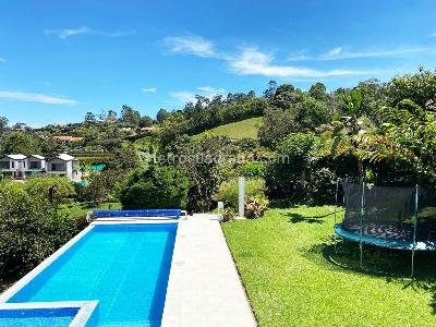 Casa de 4 alcobas en venta en Rionegro, Rionegro, 530 m² · foto 18 de 18
