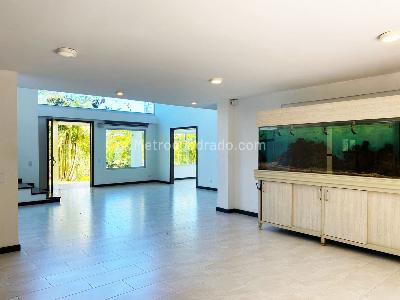 Casa de 4 alcobas en venta en Rionegro, Rionegro, 530 m² · foto 3 de 18