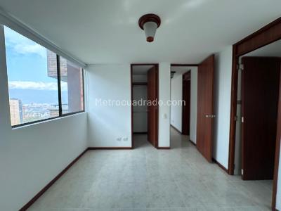 Apartamento de 2 alcobas en arriendo en El Poblado, Medellín, 80 m² · foto 11 de 14