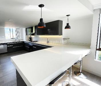 Apartamento de 4 alcobas en venta en El Poblado, Medellín, 200 m² · foto 9 de 20