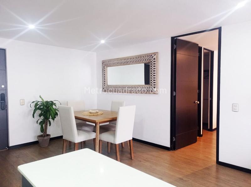 Estudio con Encanto de 1 Alcoba en El Poblado - 3