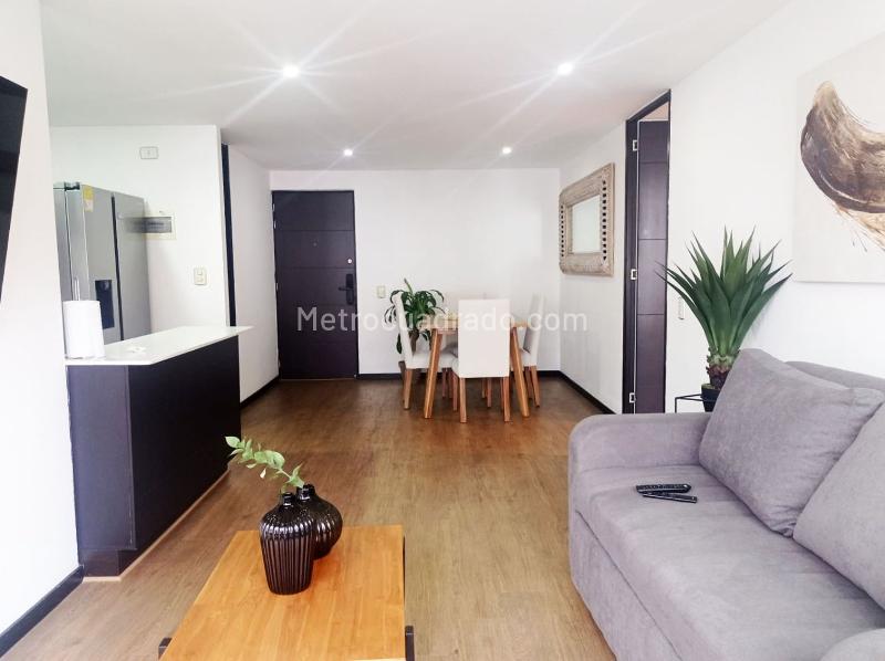 Estudio con Encanto de 1 Alcoba en El Poblado - 4