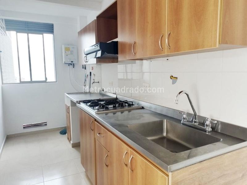 Apartamento de 3 Alcobas Cerca a Centros Comerciales en El Poblado - 7