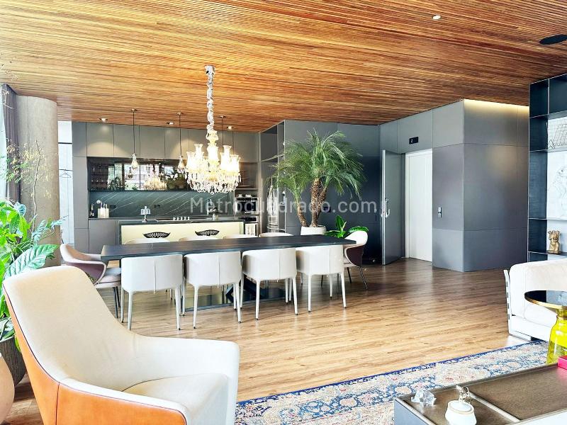 Furnished 2BR Apartment with Jacuzzi in El Poblado - 5