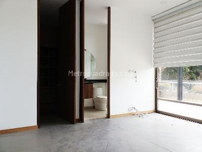 Apartamento de 3 alcobas en venta en El Poblado, Medellín, 400 m² · foto 6 de 20