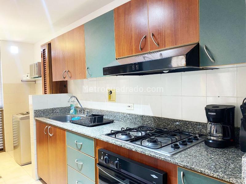 Estudio Amoblado en El Poblado con Gimnasio y Turco - 7