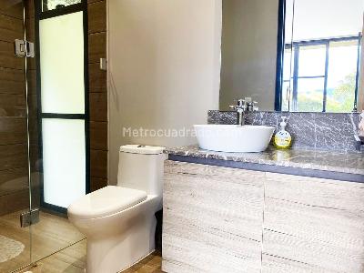 Casa de 4 alcobas en venta en Envigado, Envigado, 650 m² · foto 16 de 20