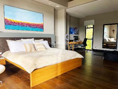 Casa de 4 alcobas en venta en Envigado, Envigado, 650 m² · foto 9 de 20