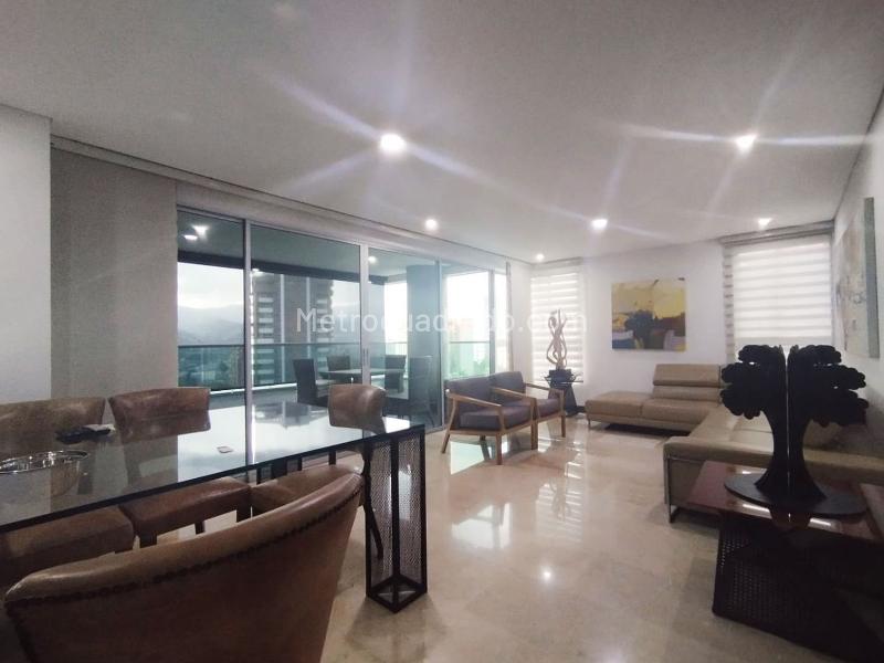 Stylish 3BR Apartment in El Poblado