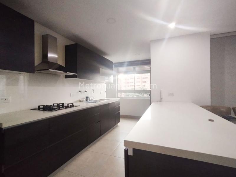 Stylish 3BR Apartment in El Poblado - 5