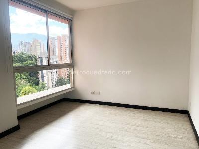 Apartamento de 2 alcobas en venta en El Poblado, Medellín, 104 m² · foto 10 de 14