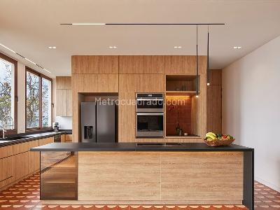 Casa de 4 alcobas en venta en El Poblado, Medellín, 635 m² · foto 5 de 20