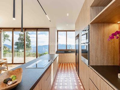 Casa de 4 alcobas en venta en El Poblado, Medellín, 635 m² · foto 6 de 20